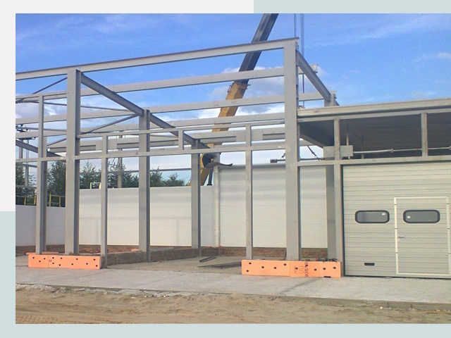 Строительство автосервисов от СтальСтрой-Срн по цене 632 руб.